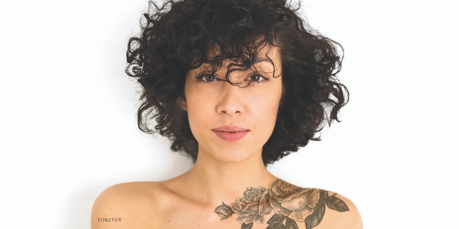 Quelle crème après un tatouage ? Découvrez la crème réparatrice post-tatouage!
