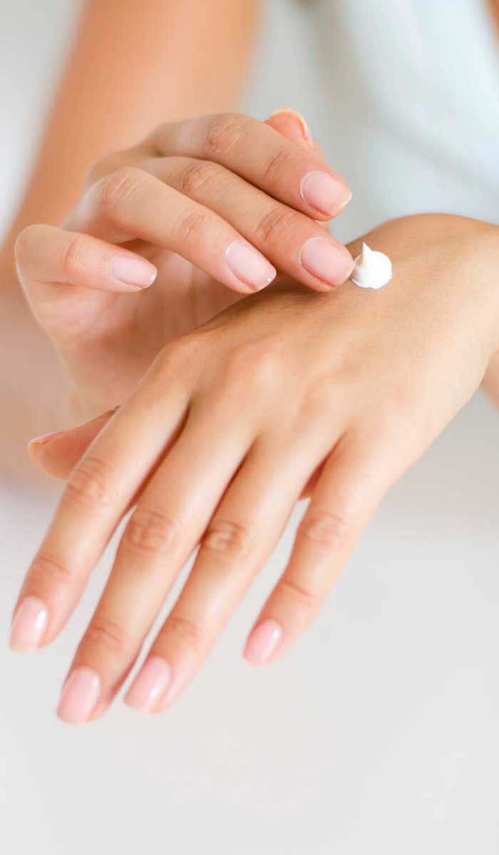 application de crème bio