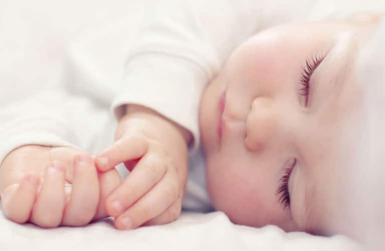 Bébé qui dort